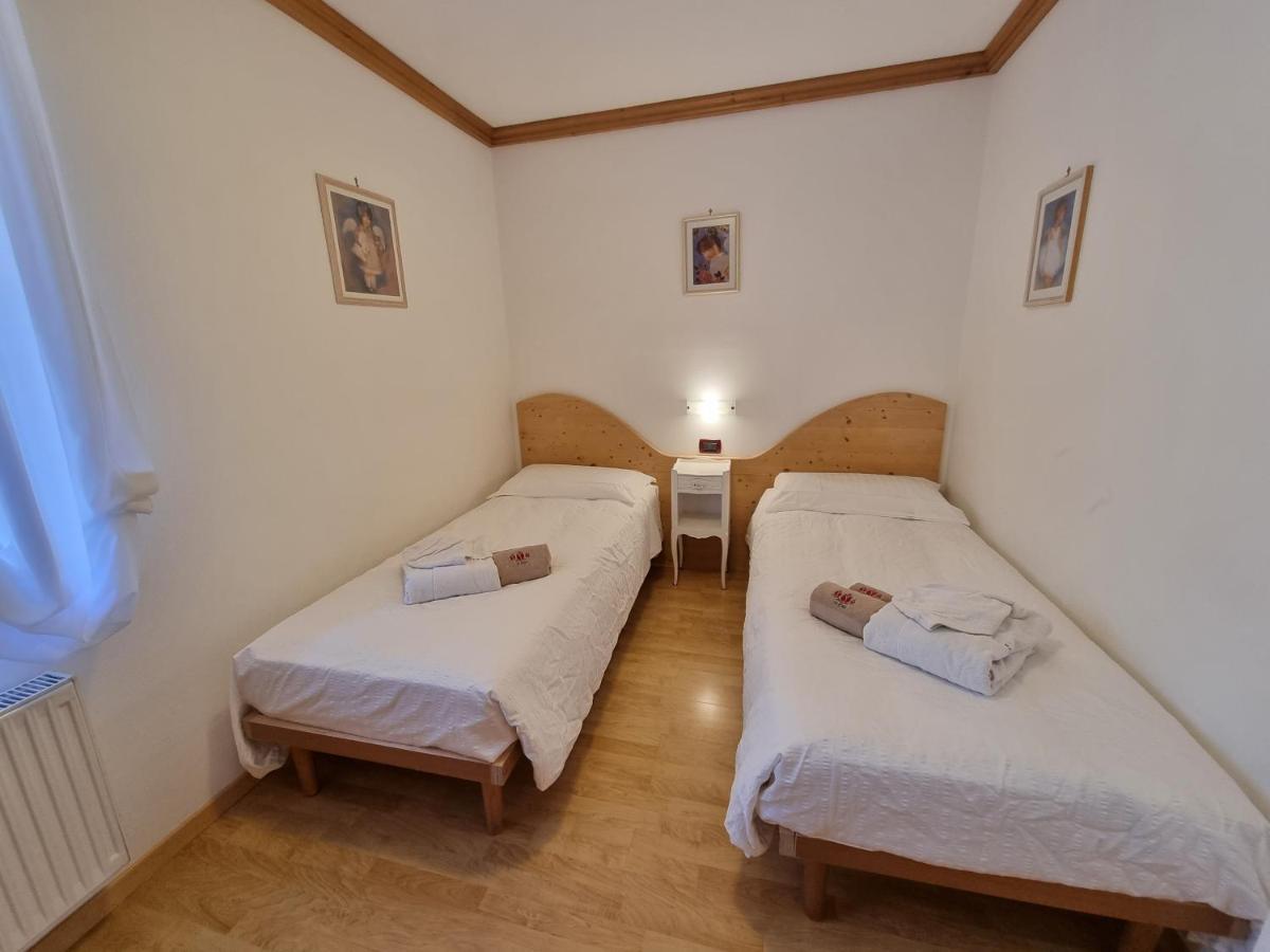 Residence Le Rose Поцца-ди-Фасса Экстерьер фото