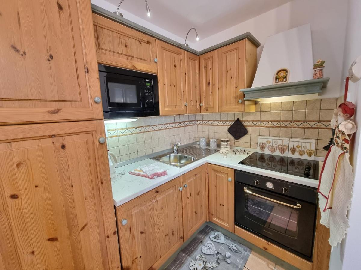 Residence Le Rose Поцца-ди-Фасса Экстерьер фото