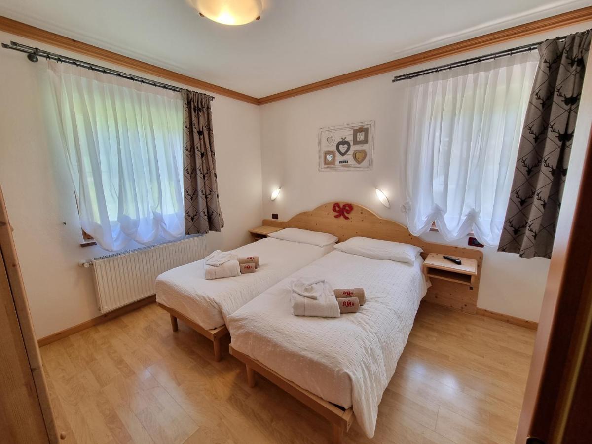 Residence Le Rose Поцца-ди-Фасса Экстерьер фото
