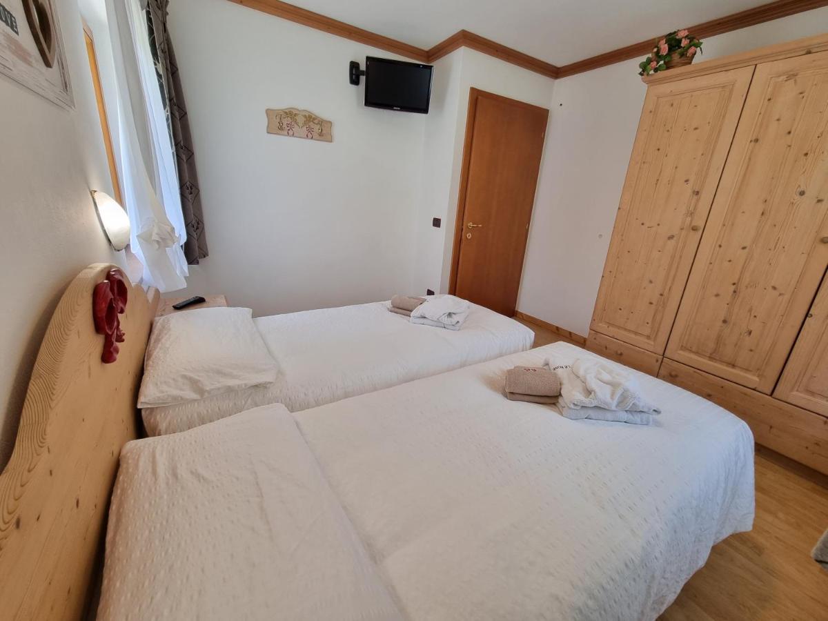 Residence Le Rose Поцца-ди-Фасса Экстерьер фото