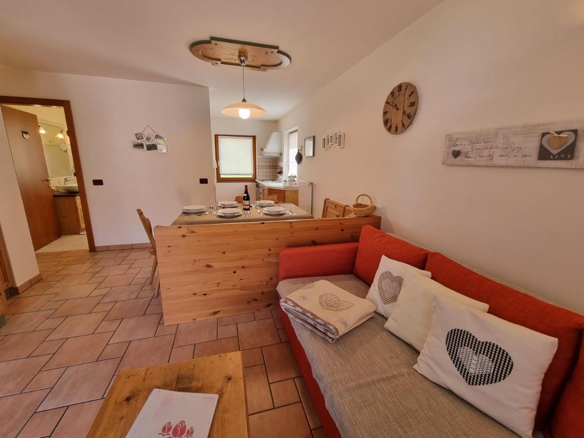 Residence Le Rose Поцца-ди-Фасса Экстерьер фото